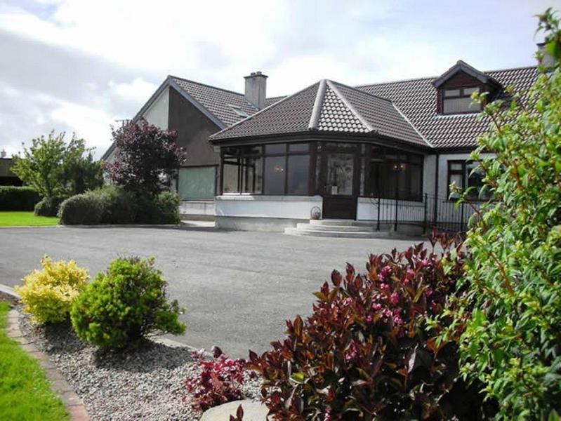 Hotel Browns Country House Bushmills Zewnętrze zdjęcie